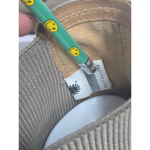 UGG Wmn Hillhurst II Chelsea Desert Boot Shoes Suede Ribbed Trim Waterproof Y2K* - Picture 6 of 16